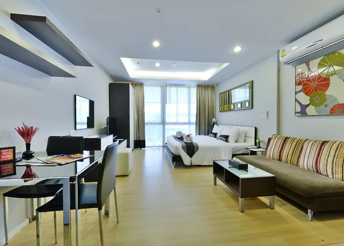 Icheck Sukhumvit 1 Hotel 4*