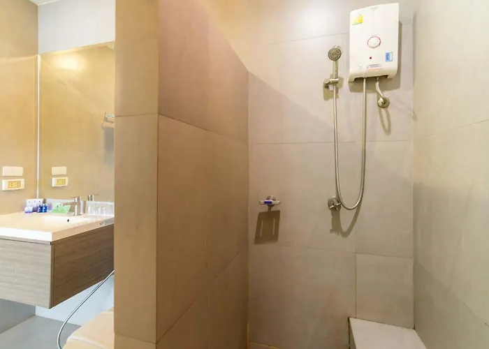 Icheck Sukhumvit 1 4* بانكوك
