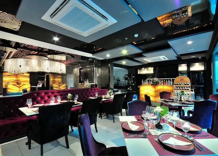 Icheck Sukhumvit 1 Hotel 4*
